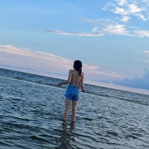 Meet your Posher, Bella